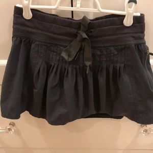 Lululemon Gray Revitalize Skirt size 4